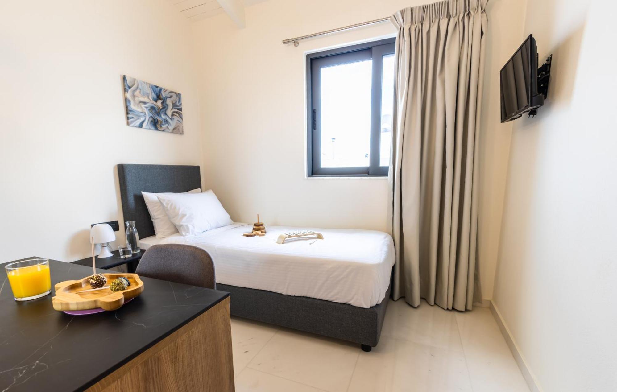 Astron Aparthotel By Estia アナイプスィ エクステリア 写真